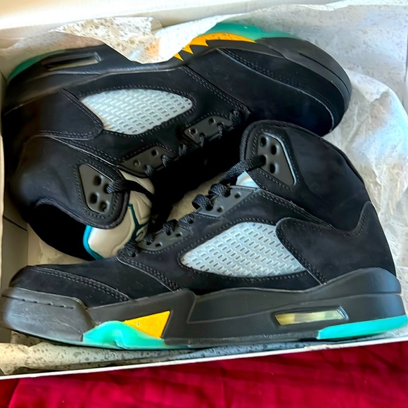 Aqua 5’s - Picture 1 of 3